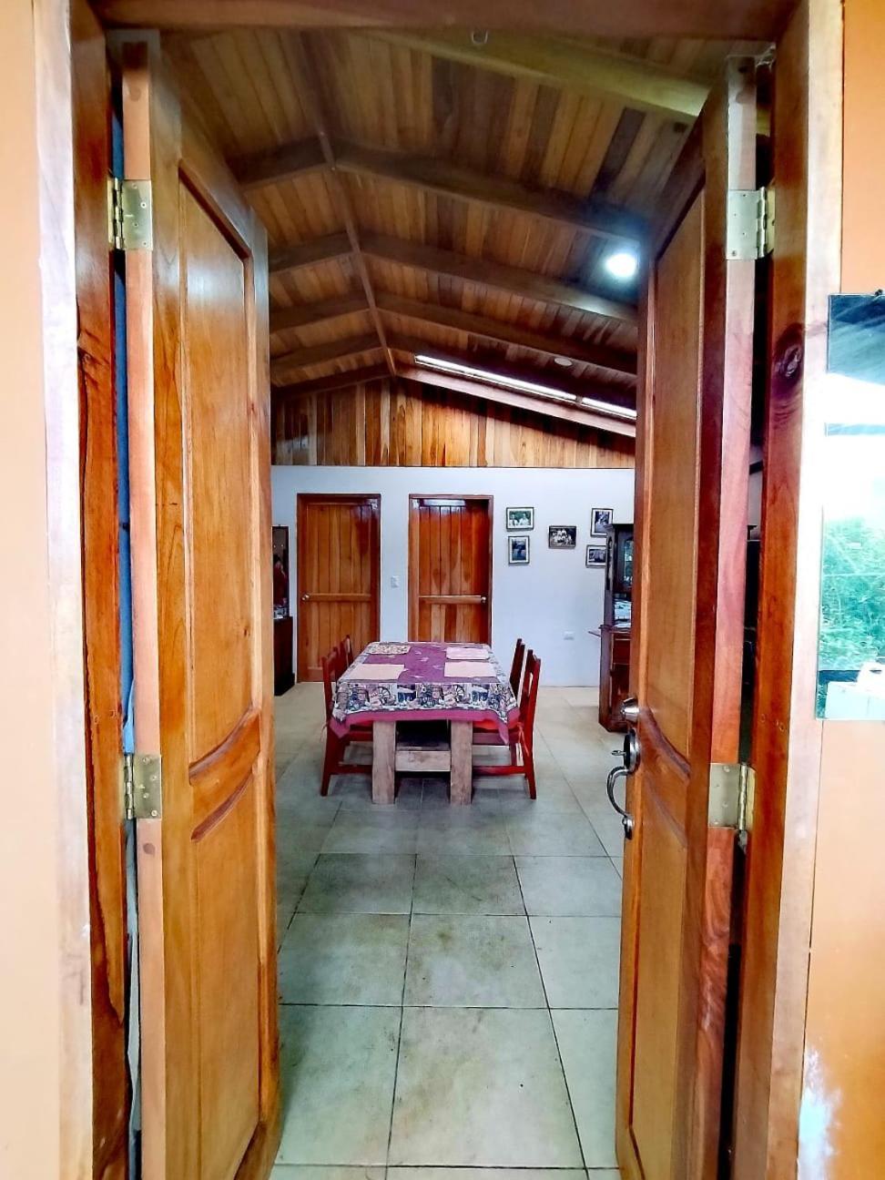 Вилла Casa De Montana Tica Linda Монте-Верде Экстерьер фото
